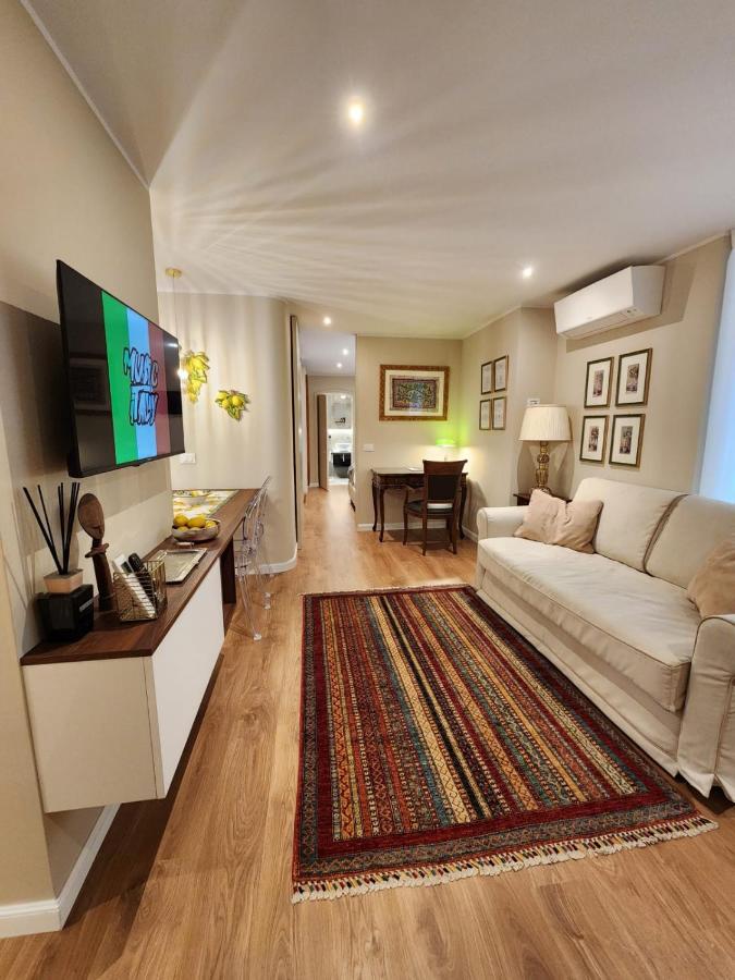 Charming Stay In Roma - Luxury Holiday Apartment Dış mekan fotoğraf